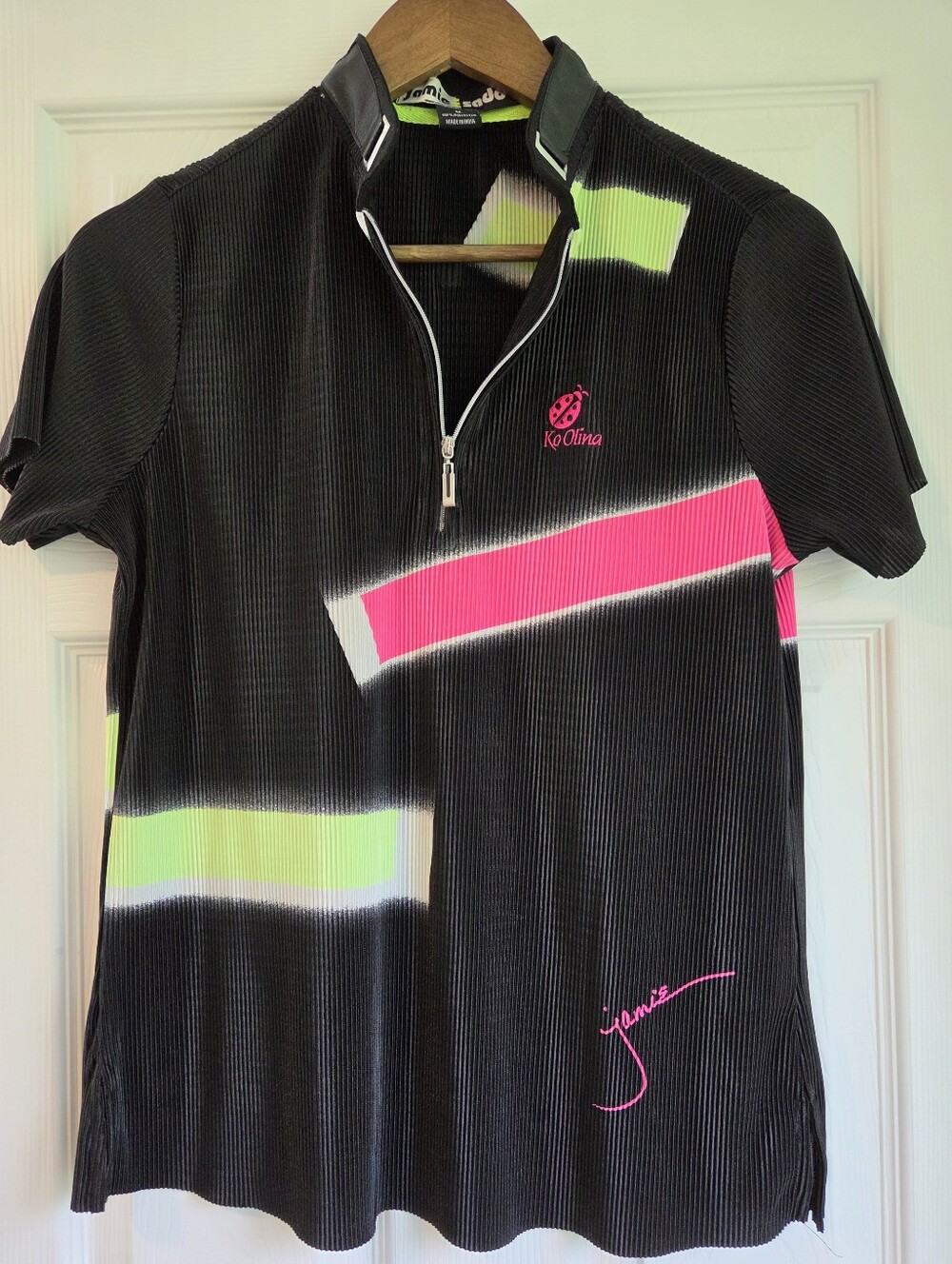 Jamie Sadock Ko Olina Golf Polo Womens Medium Black Neon Pink Crinkle Zip